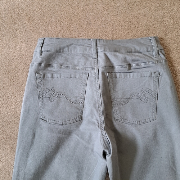 Santana Jeans Cropped Denim Grey Jean Capri Size 8 Straight Leg - Picture 9 of 11